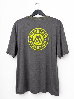The North Face Mountain Athletics Short Sleeve Performance Tee, Men's L